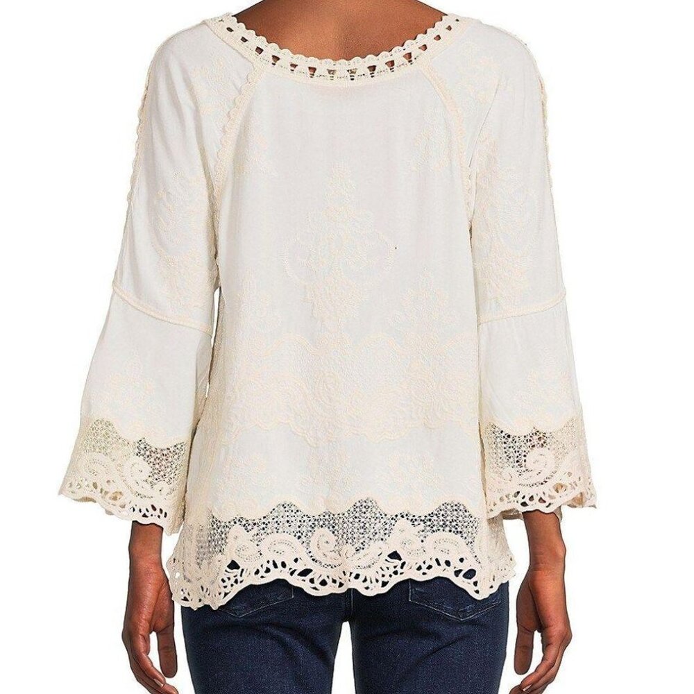 NWT Democracy Embroidered Boho Blouse | M